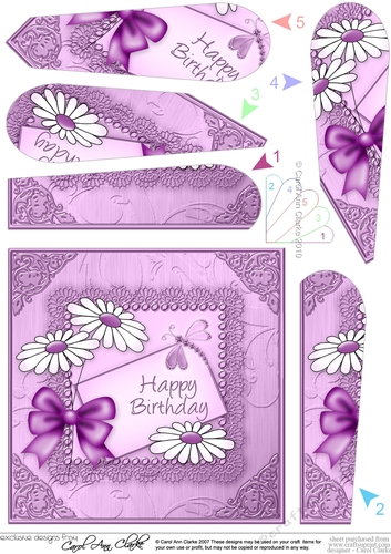 Daisies on Metallic Lace Fan Pyramage