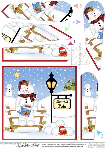 Christmas Snowman Mac is at the North Pole Fan Pyramage Topper