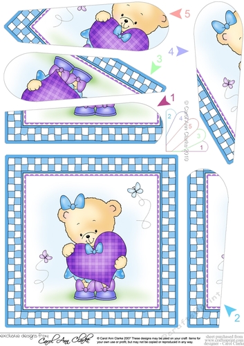 Cute Hunney Bear Rosie has a Love Heart - Fan Pyramage Topper