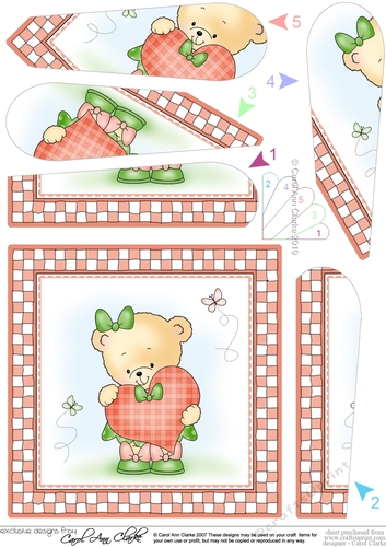 Cute Hunney Bear Rosie has a Love Heart - Fan Pyramage Topper