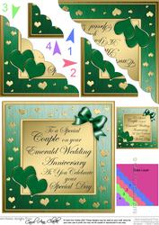 Emerald Wedding Anniversary Scallop Corner Side Stacker