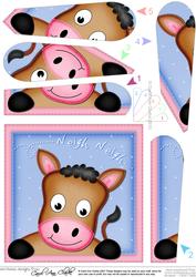 Gigi Horse Fan Pyramage Topper