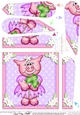 Zoe Piggy has a Good Luck Clover Fan Pyramage Topper
