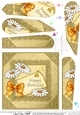 Daisies on Metallic Lace Fan Pyramage