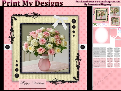 Stunning mini kit with flowers