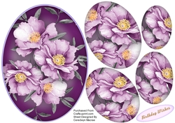 Beautiful Lilac Roses   in Pyramid 