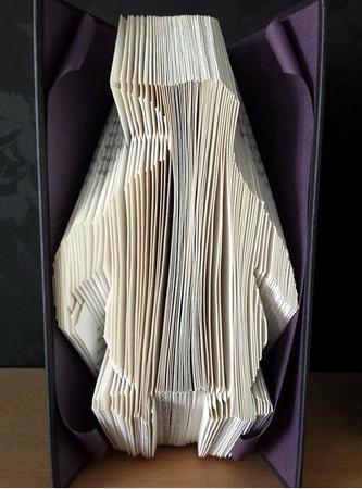 Book Folding Pattern - Penguin - Bookami - 156 Folds