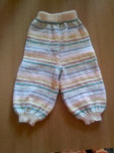 Harri - Unisex Knitted Baby Trousers in 4 Ply Yarn