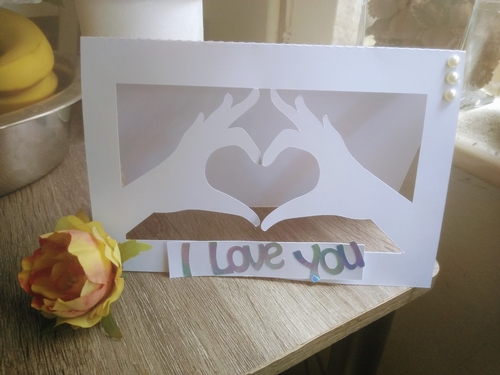 HEART HANDS CARD (NEW 2022 COLLECTION)