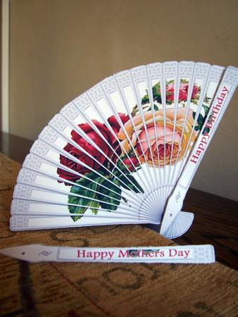Roses 2 Fan Card - Birthday And Mothers Day