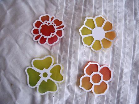 4 Blooms With Mats