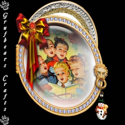 Keepsake Christmas - Carollers
