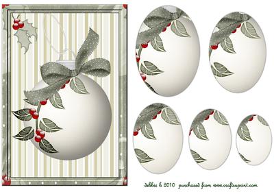 A Christmas Bauble Oval Pyramid