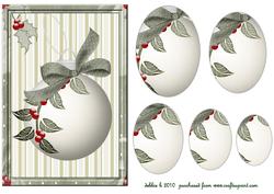 A Christmas Bauble Oval Pyramid