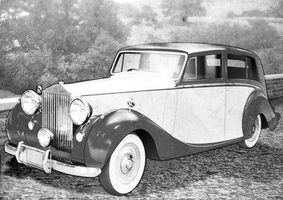 Vintage Art Deco Car (black and White)