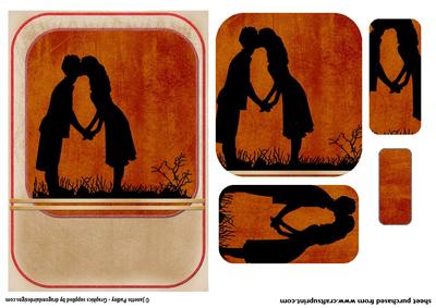 Kissing Couple Pyramage Card