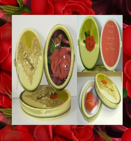 Key to My Heart Rose 3D Locket Card & Box
