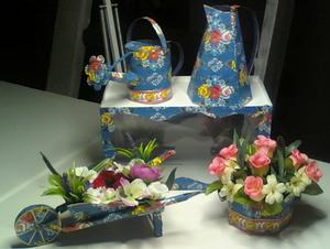 Folk Art Garden Accessories