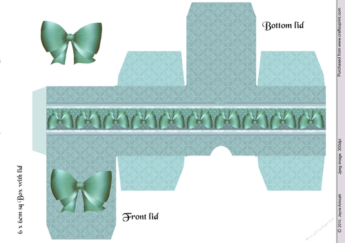 Small gift box with bows
