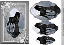 Black Queen A5 Pyramid Topper