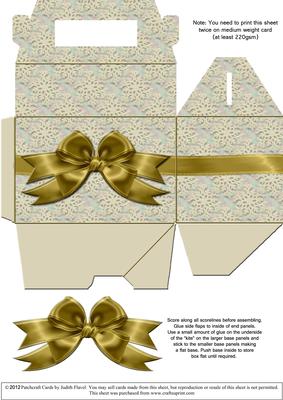 Gable-top Box - Golden Snowflakes