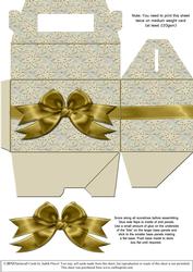 Gable-top Box - Golden Snowflakes