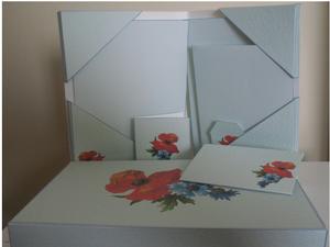 Poppy Stationary Set