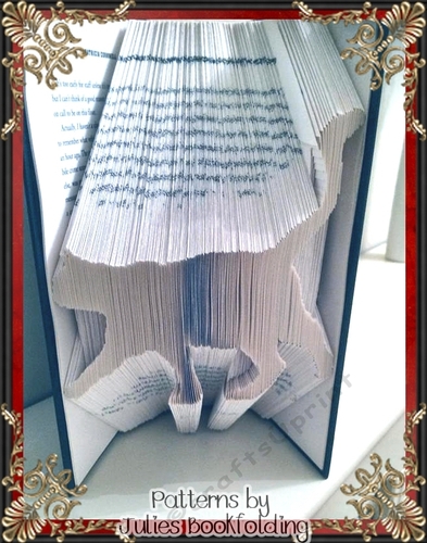 AN96 Strolling cat book folding pattern