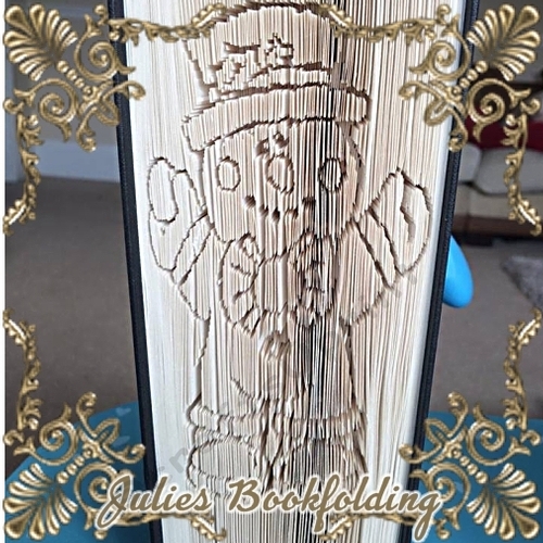 Snowman book folding pattern