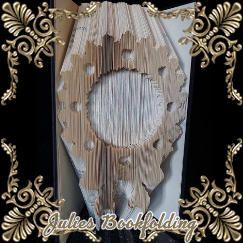 Christmas wreath frame combi book folding pattern