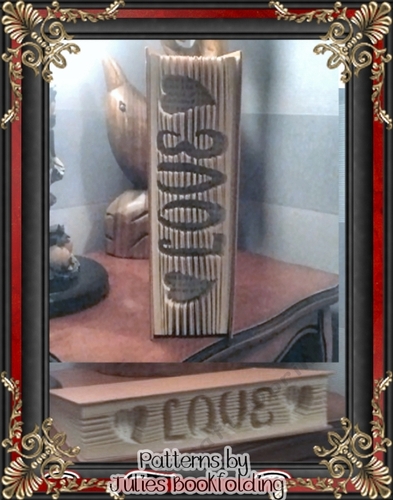 LV4 Love horizontal hearts book folding pattern
