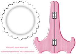 Plate and Stand in Baby Pink