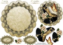 Golden Girls Scalloped Wobble Card