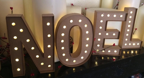 NOEL Light Up Christmas Set