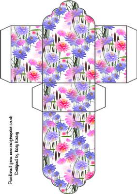 Waterlillies on White Tag Gift Box
