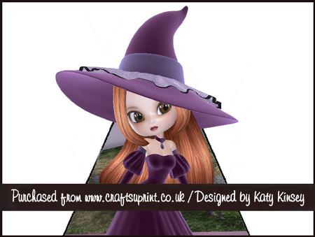 Velvet Witch 3D Stand Up Pyramid Card Kit in Auburn