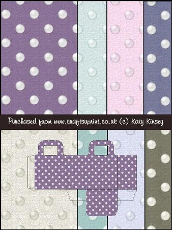Set of Eight Pearly Gift Bags