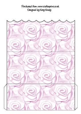 Soft Pink Roses Scallop Money Wallet