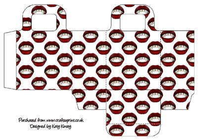 Vampires Kiss Gift Bag