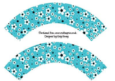 Daisy Daisy in Bright Blue Cupcake Wrappers