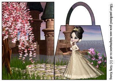 Princess Caelia in Gold Handbag Card