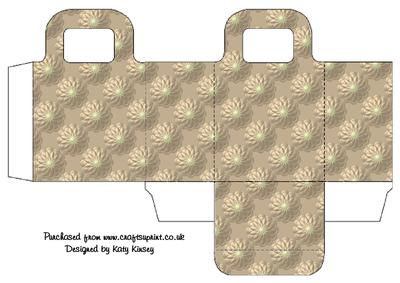 Embossed Flower Gift Bag in Gold