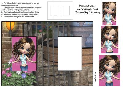 Bronwen Foldback Card with Simple Pyramage