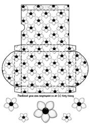 Daisy Dots Gift Box