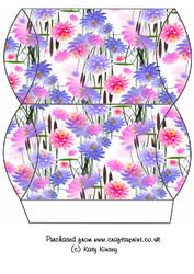 Waterlillies on White Pillow Gift Box