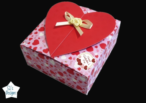 Romantic Valentines Day Gift Box with Hearts, Ribbon & Rose Decoration