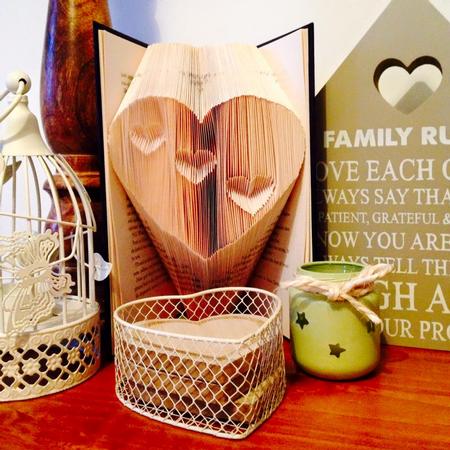 Book Folding Pattern for Hearts with a Heart