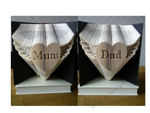 Set of 2 cut and fold combination patterns Mum in a heart with wings and Daad in a heart with wings