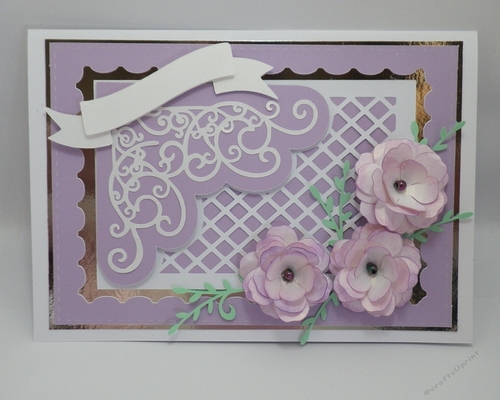 Lacy card topper with flowers
