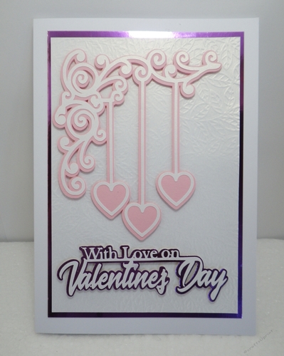 Valentine hanging hearts topper